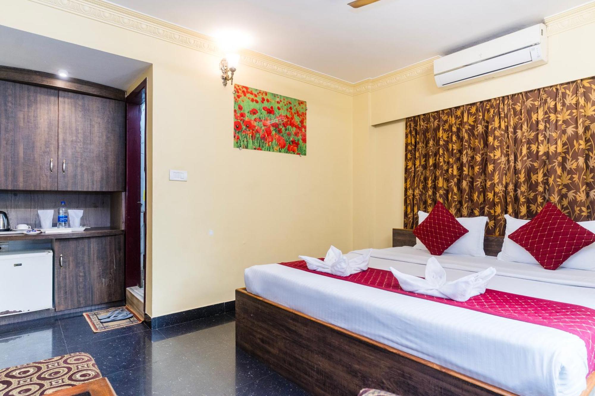 Apples Balaji Inn Siliguri Exterior photo